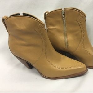 3/$30 70s Inspired Ankle Boots Durango Tan